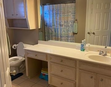 1025 Cressmont Street - Photo Thumbnail 7