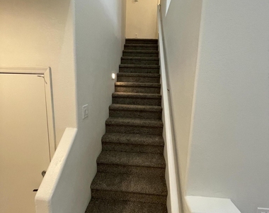 15635 N 29th Street - Photo Thumbnail 8