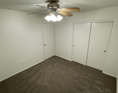 15635 N 29th Street - Photo Thumbnail 13
