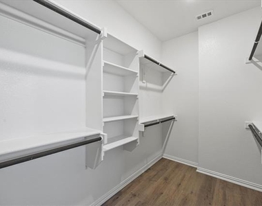 3506 Riley Street - Photo Thumbnail 14