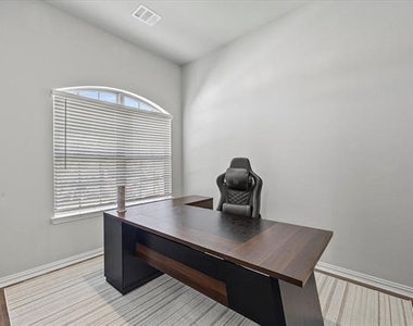 3506 Riley Street - Photo Thumbnail 3