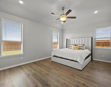 3506 Riley Street - Photo Thumbnail 11