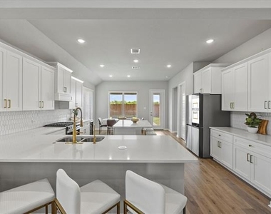 3506 Riley Street - Photo Thumbnail 7