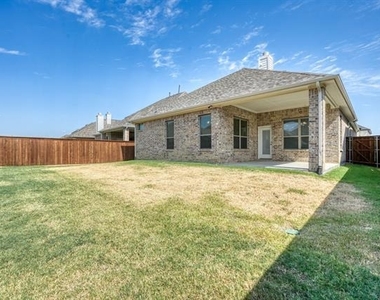16417 Garden Drive - Photo Thumbnail 24