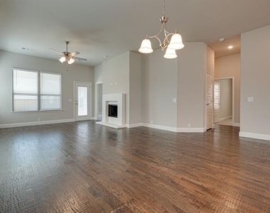 16417 Garden Drive - Photo Thumbnail 10