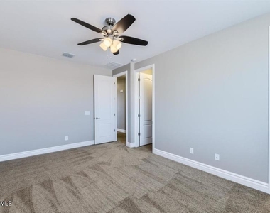 5104 S Salk Lane - Photo Thumbnail 21