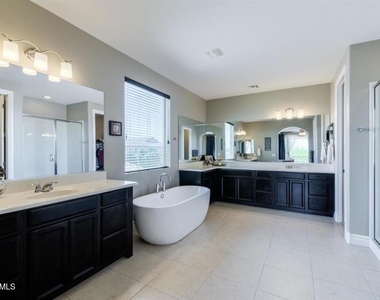5104 S Salk Lane - Photo Thumbnail 16