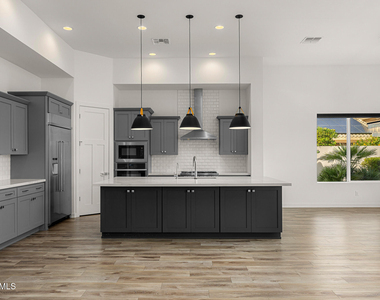 5534 E Alan Lane - Photo Thumbnail 8