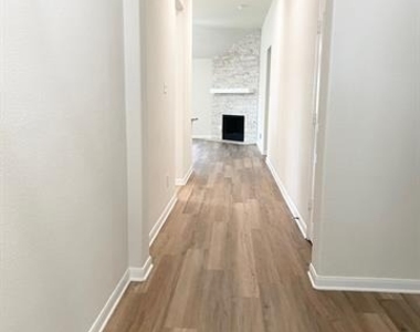 2705 Lumina Drive - Photo Thumbnail 1