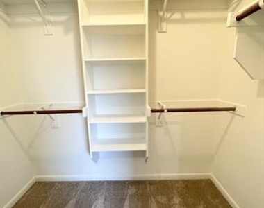 2705 Lumina Drive - Photo Thumbnail 11