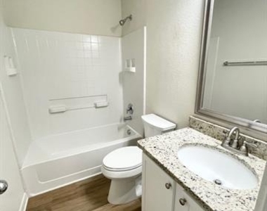 2705 Lumina Drive - Photo Thumbnail 17