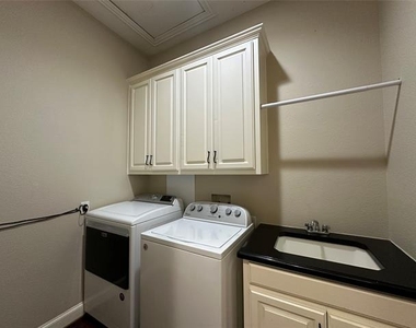 11351 Hilltop Road - Photo Thumbnail 18