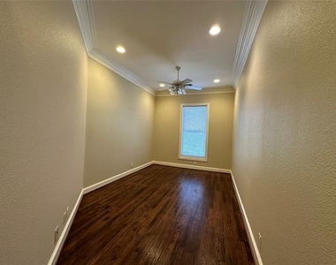 11351 Hilltop Road - Photo Thumbnail 13