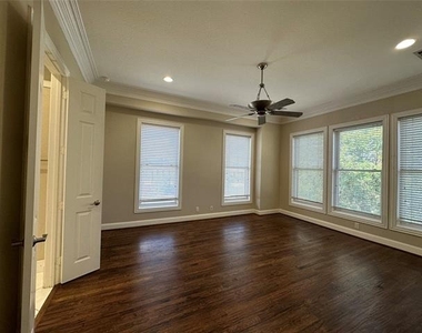 11351 Hilltop Road - Photo Thumbnail 6