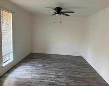 312 Hickerson Street - Photo Thumbnail 1
