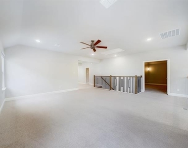 11192 Hocking Hills Drive - Photo Thumbnail 25