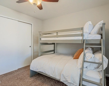 6601 E Thunderbird Road - Photo Thumbnail 20