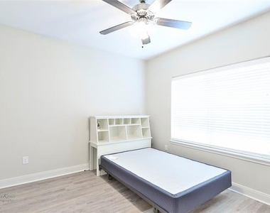 8333 Ridge View - Photo Thumbnail 23