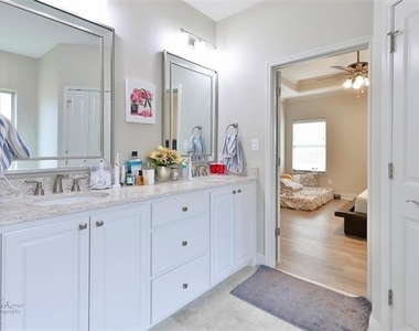 8333 Ridge View - Photo Thumbnail 17