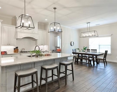 8333 Ridge View - Photo Thumbnail 6