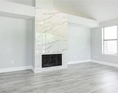 1510 Gardenia Drive - Photo Thumbnail 2
