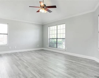 1510 Gardenia Drive - Photo Thumbnail 4