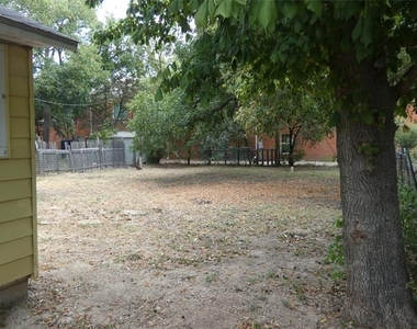 209 Hunt Street - Photo Thumbnail 16