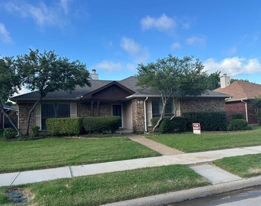 629 Coats Street - Photo Thumbnail 1