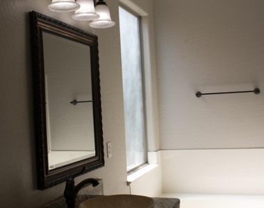 10321 W Windsor Avenue - Photo Thumbnail 26