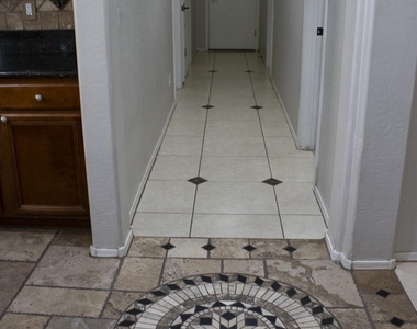 10321 W Windsor Avenue - Photo Thumbnail 19