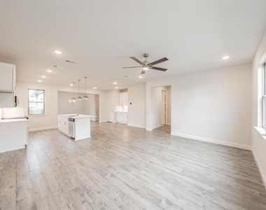 9709 Thorncrown Lane - Photo Thumbnail 10