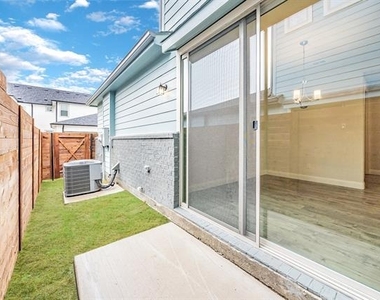 9709 Thorncrown Lane - Photo Thumbnail 35