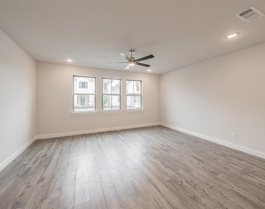 9709 Thorncrown Lane - Photo Thumbnail 14