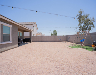 36043 W Santa Clara Avenue - Photo Thumbnail 25