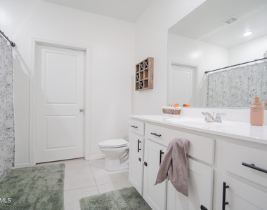 36043 W Santa Clara Avenue - Photo Thumbnail 22