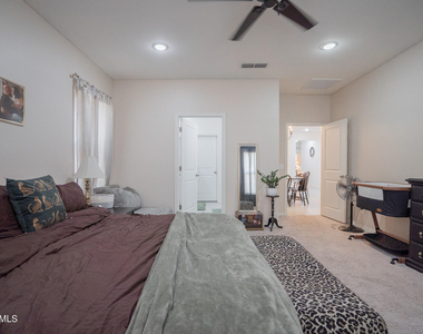 36043 W Santa Clara Avenue - Photo Thumbnail 21