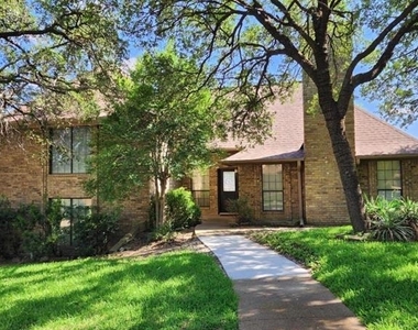 2001 Birchwood Lane - Photo Thumbnail 1
