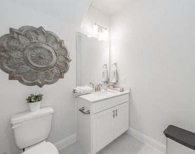 9713 Thorncrown Lane - Photo Thumbnail 33