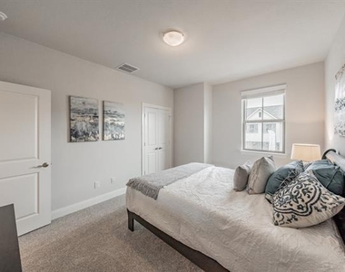 9713 Thorncrown Lane - Photo Thumbnail 31