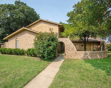 12833 Pandora Drive - Photo Thumbnail 1