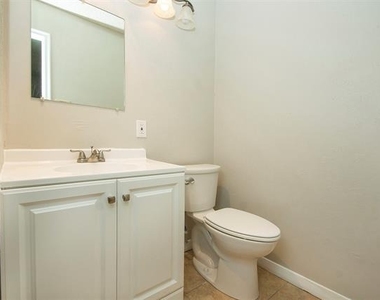 12833 Pandora Drive - Photo Thumbnail 16