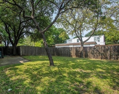 12833 Pandora Drive - Photo Thumbnail 21