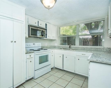 12833 Pandora Drive - Photo Thumbnail 12