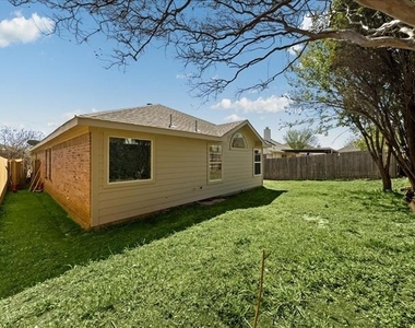4512 Stepping Stone Drive - Photo Thumbnail 28