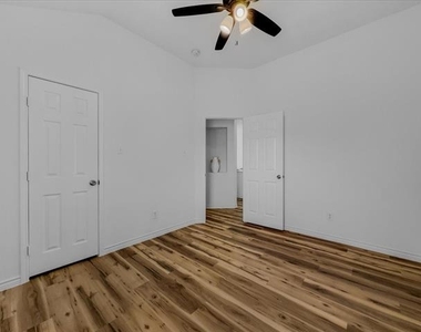 4512 Stepping Stone Drive - Photo Thumbnail 26