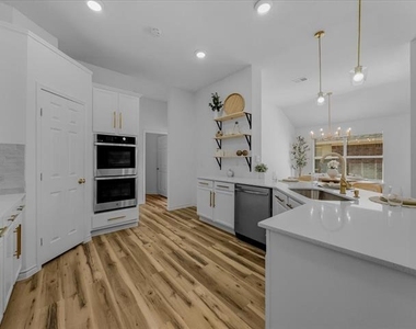 4512 Stepping Stone Drive - Photo Thumbnail 5