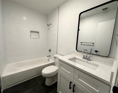 813 Kingdom Circle - Photo Thumbnail 10