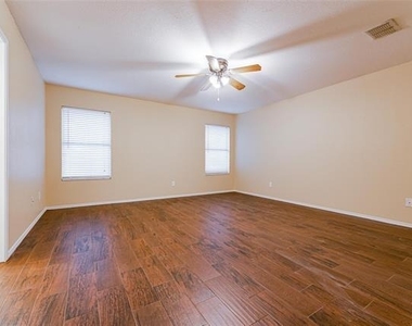 9013 Fremont Trail - Photo Thumbnail 13