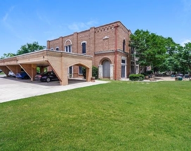 11351 Hilltop Road - Photo Thumbnail 6