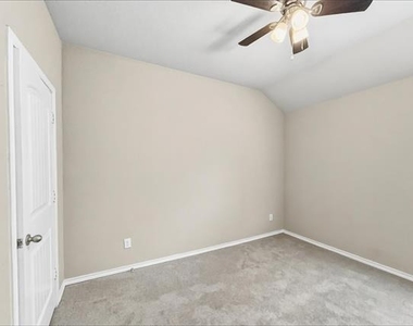1236 Freestone Court - Photo Thumbnail 14